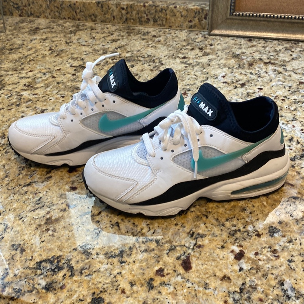 Nike air max shoes